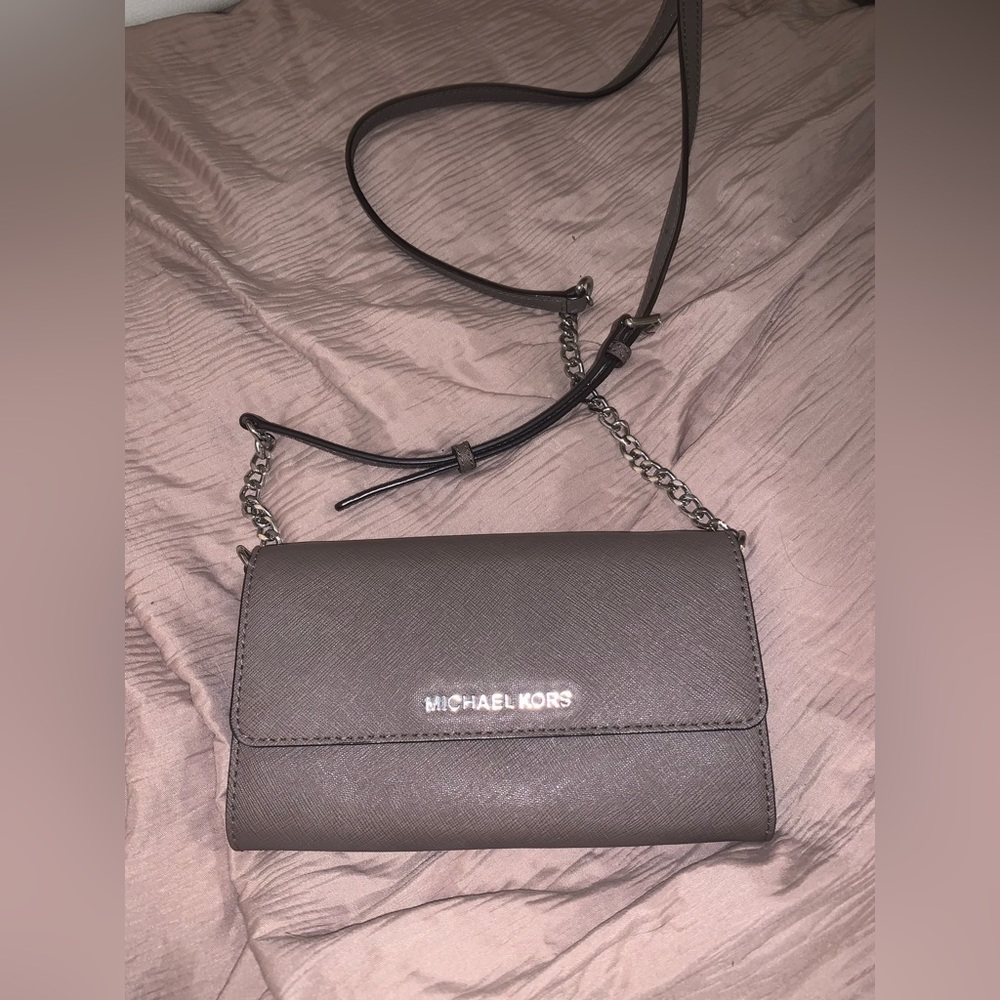 Michael Kors crossbody👜🔥